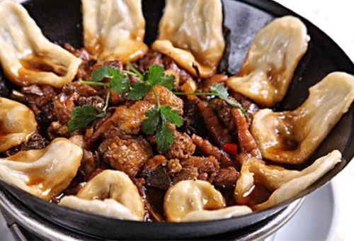 <b>學習小地鍋技(jì)術(shù)的學費因培訓機構、課程內(nèi)容、教學時(shí)長等因素而異。一般來(lái)說，學小地鍋的學費大(dà)緻在1000元至3000元之間(jiān)。以下是對學小地鍋技(jì)術(shù)費用的詳細解析：</b>